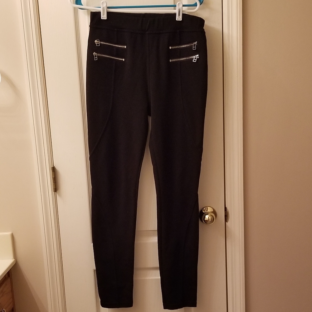 Sexy black leggings with zippers